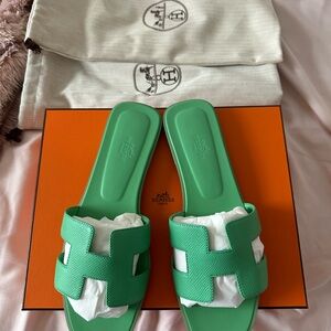 Authentic Hermes Oran Sandal- Never Worn